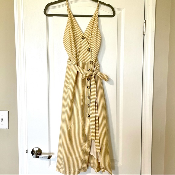 vestique Dresses & Skirts - Vestique Yellow Midi Dress